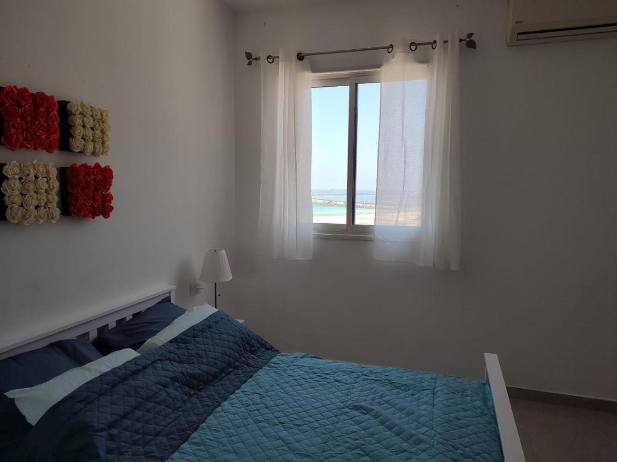Lovely Three-room Above The Promenade * Ashdod