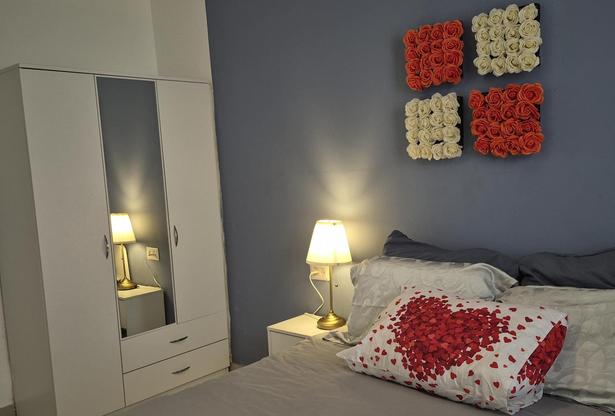 Lovely Three-room Above The Promenade *